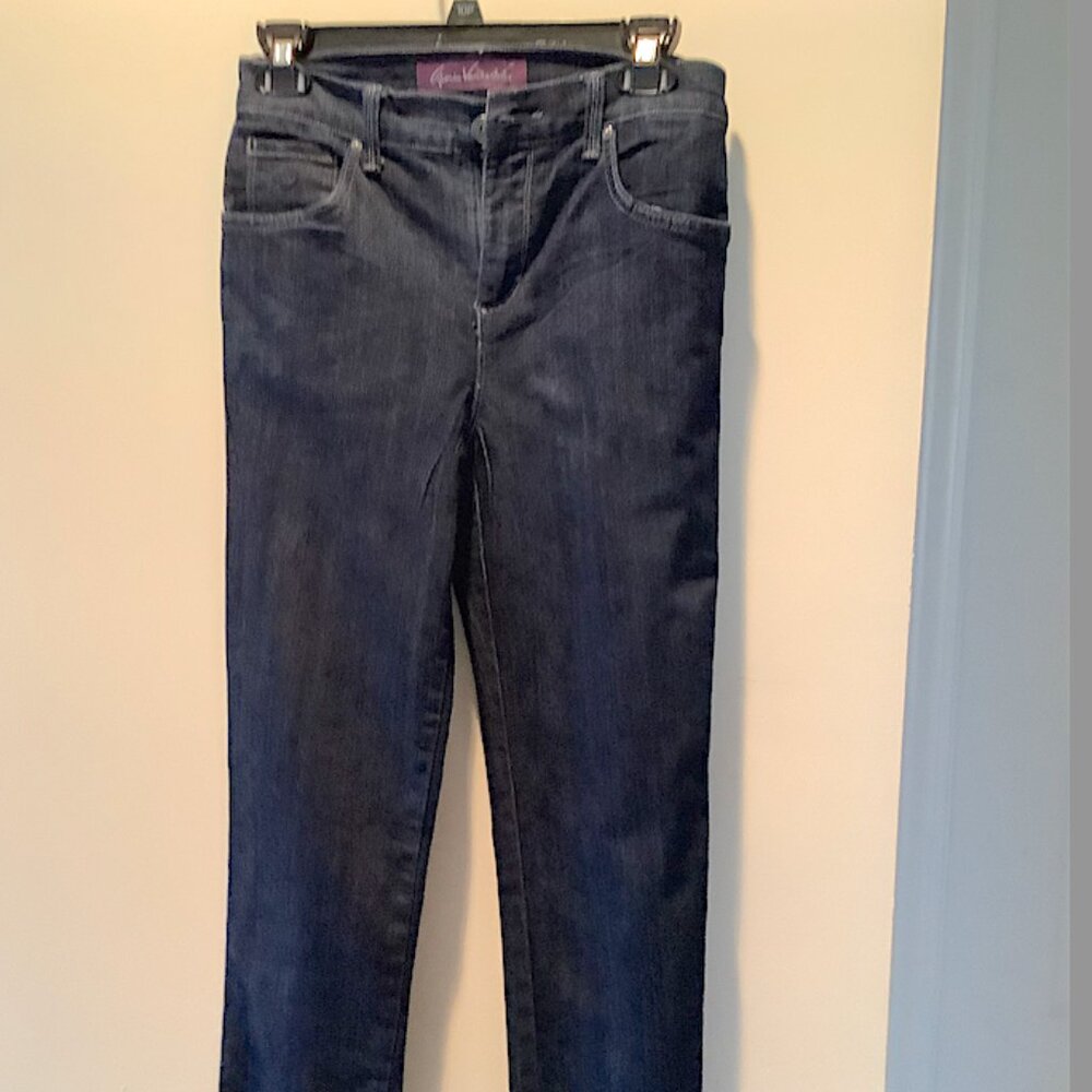 Gloria Vanderbilt Style: Amanda Denim jeans size 4P NEW without Tags